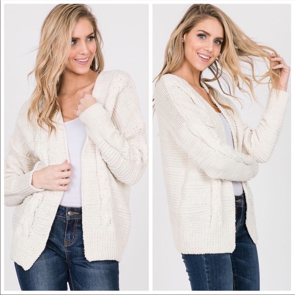 Cozy Casual Sweaters - Vanilla Ivory Chunky Cable Knit Sweater